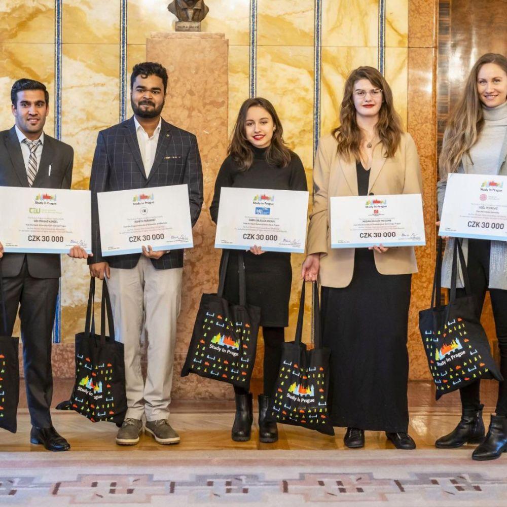 Miroslav Vlček Scholarship